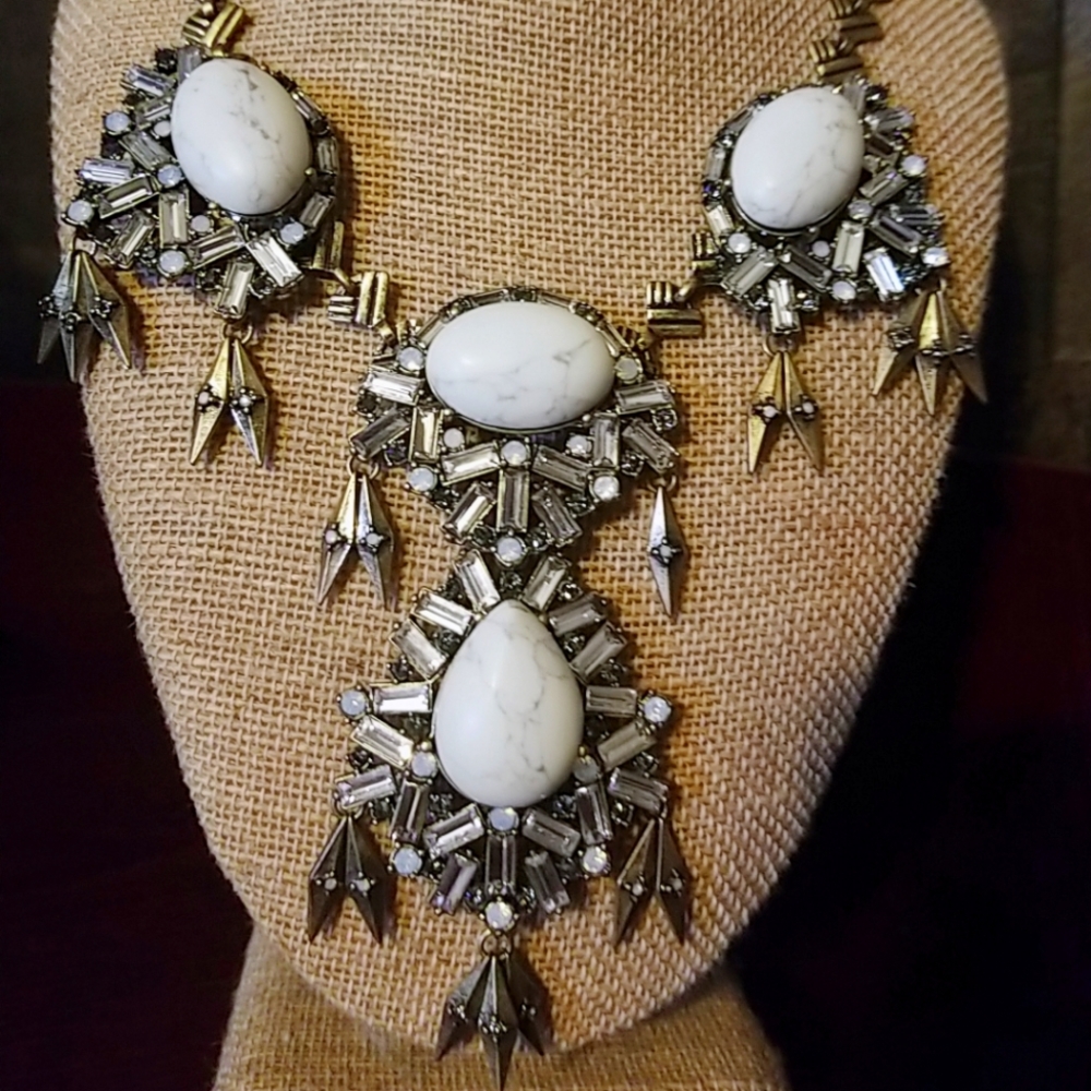 Aventine statement necklace